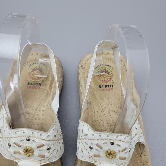 Earth Spirit Sandals Womens 8.5 Slingback Strappy White Leather Boho Studded - Picture 6 of 10